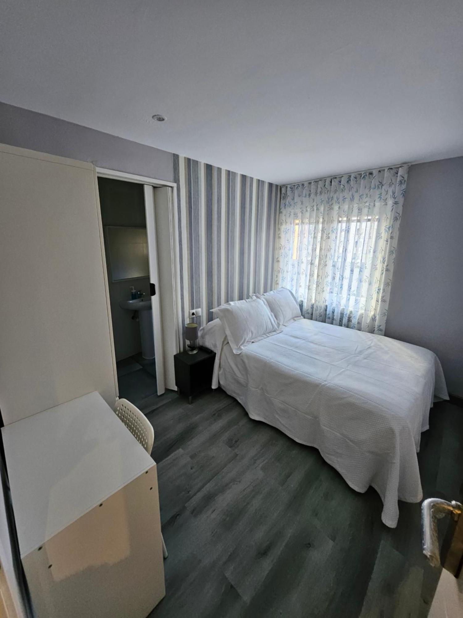 Hostal Foncalada Oviedo Esterno foto